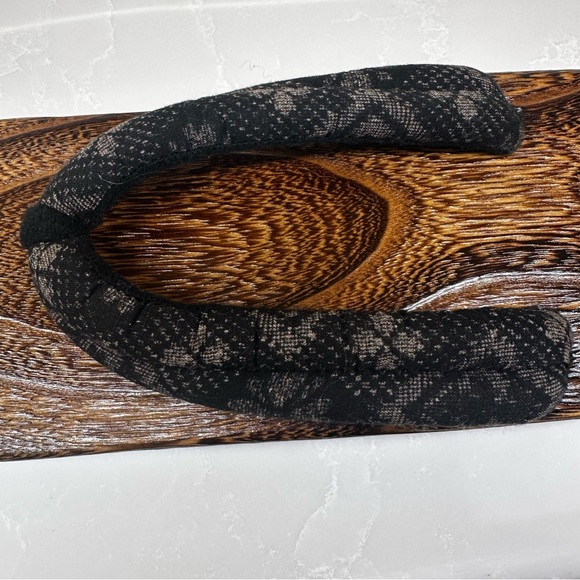 Wooden Sandals with Black Straps - Picture 6 of 6